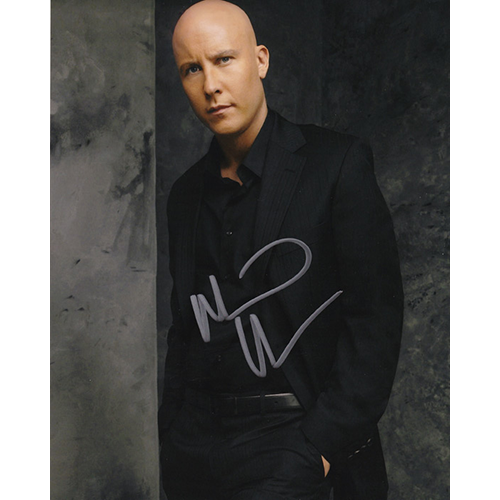 Michael Rosenbaum Autographed 8" x 10" (Smallville 1)