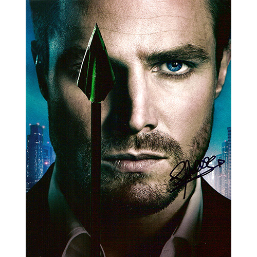 Stephen Amell Autographed 8"x10" Photo (Arrow Tip)
