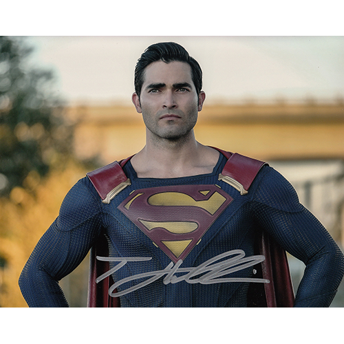 Tyler Hoechlin Autographed 8"x10" (Supergirl)