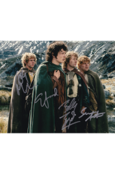 Lord of the Rings Hobbits Cast Autographed 8"x10" (Lord of the Rings)