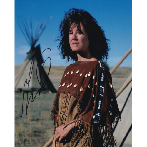 Mary McDonnell Autographed 8"x10" (Dances with Wolves)