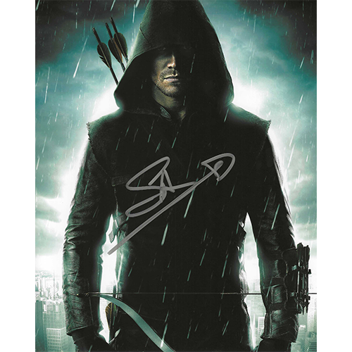 Stephen Amell Autographed 8"x10" (Arrow)